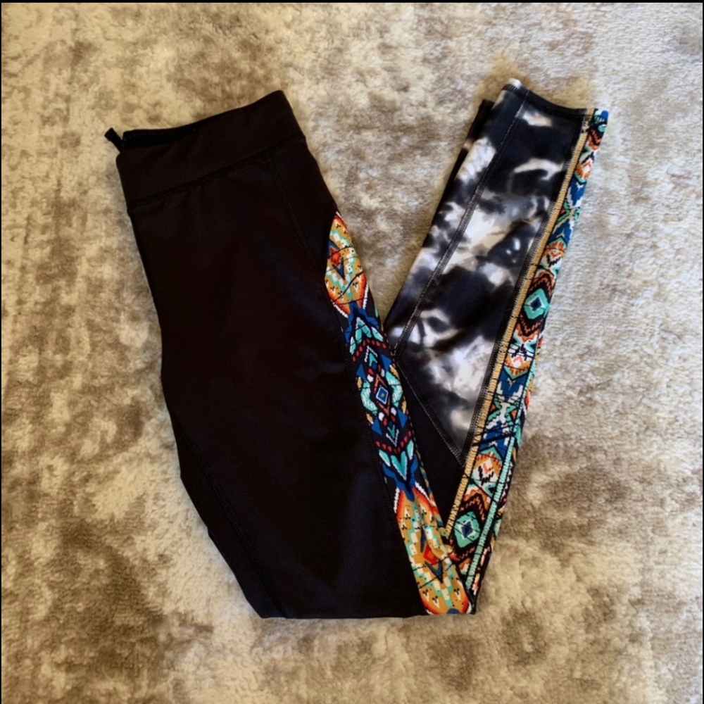 Mossimo Tie Dye and Tribal Print Athletic Leggings